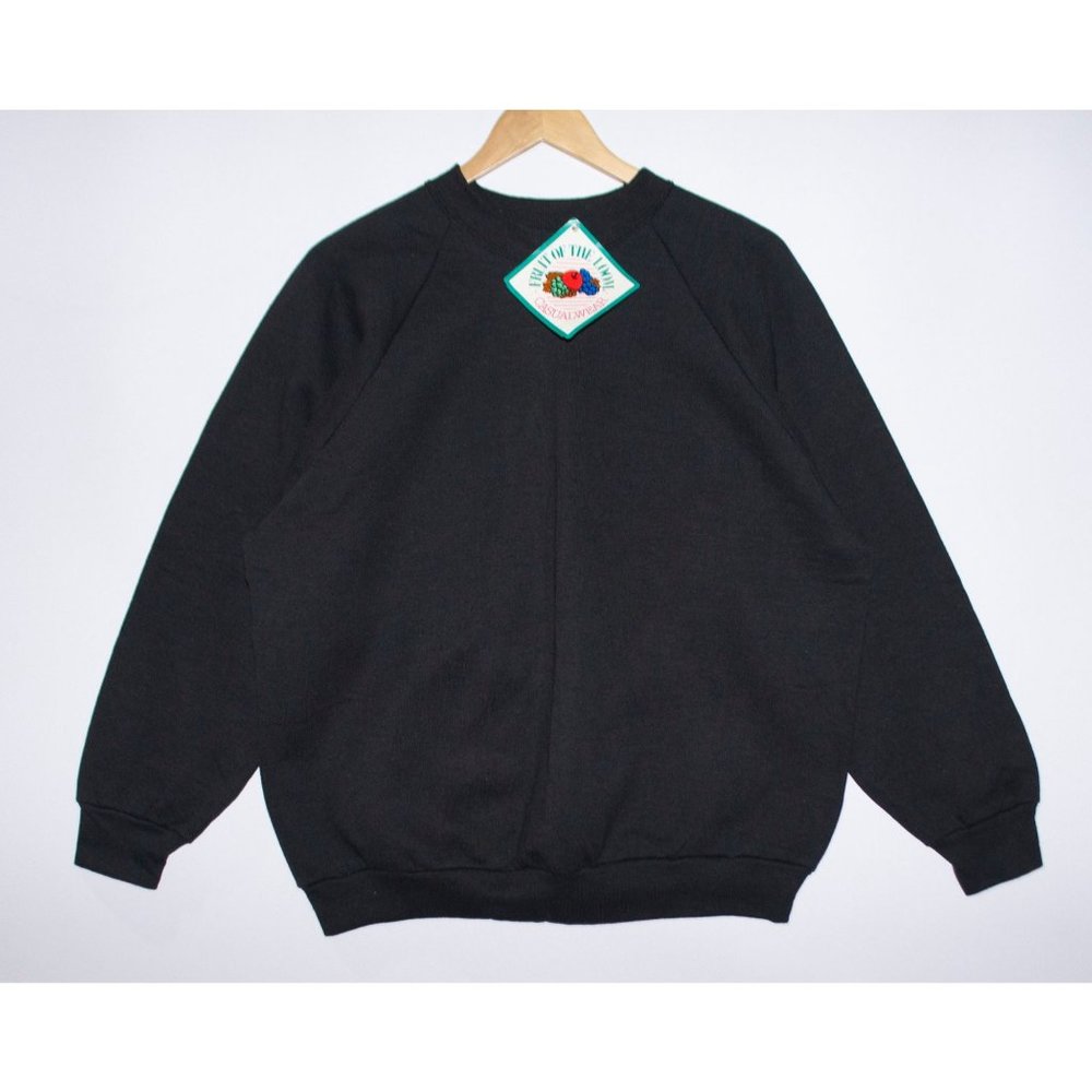 Vintage 90s Deadstock Fruit of the Loom Black Raglan Sleeve Crewneck Sweatshirt